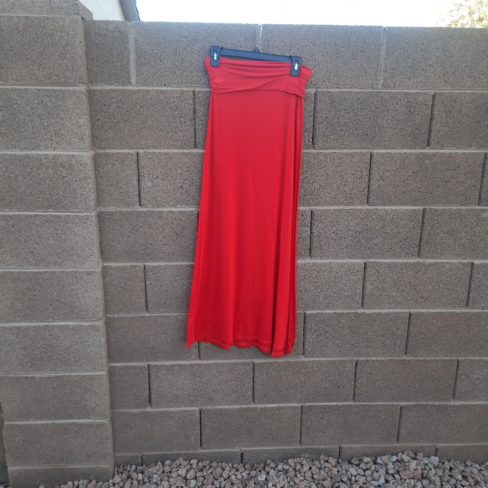 Maxi skirt